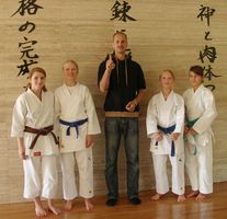 Logo UCZNIOWSKI KLUB KARATE TRADYCYJNEGO W JANOWIE LUBELSKIM